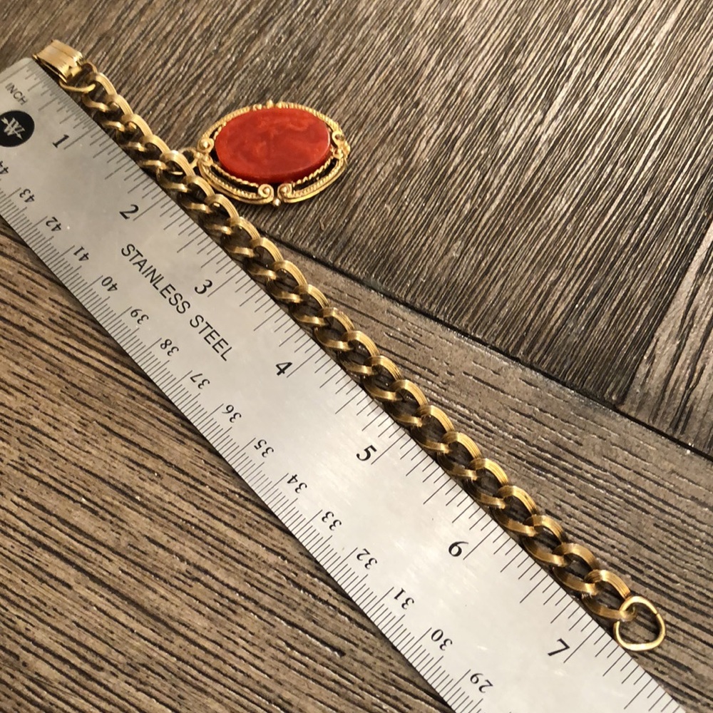 Antique Gold Chain Bracelet w/Faux Stone Cameo - Picture 13 of 16
